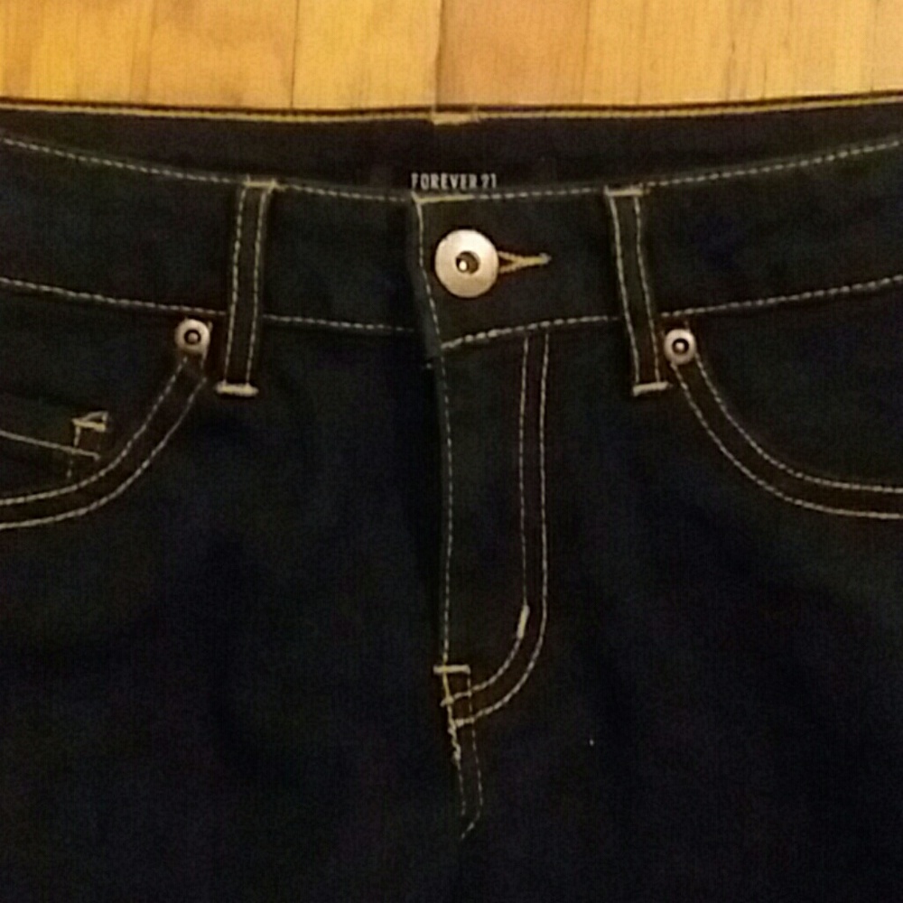Forever 21 Shorts - Picture 2 of 7